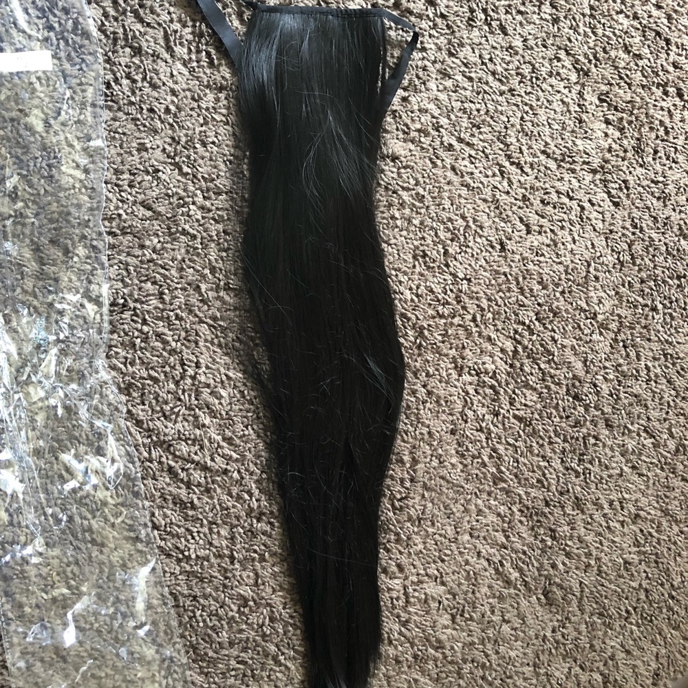 Wig - Picture 5 of 5